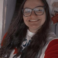 Cliente atendida pela Ótica Ana Carolina